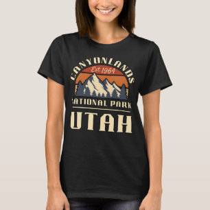 Canyonlands National Park Utah Mountain Hiking Ret T-Shirt