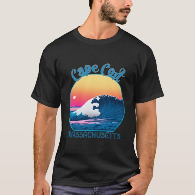 Cape Cod Souvenir Outfit - Retro Cape Cod T-Shirt (Front)