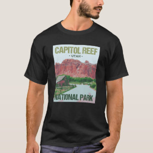 Capitol Reef National Park Utah Poster Design T-Shirt