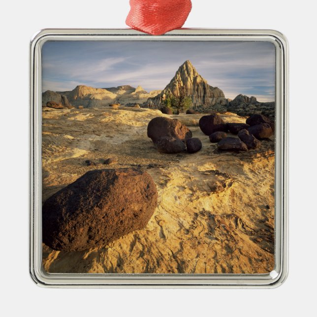CAPITOL REEF NATIONAL PARK, UTAH. USA. METAL TREE DECORATION (Front)