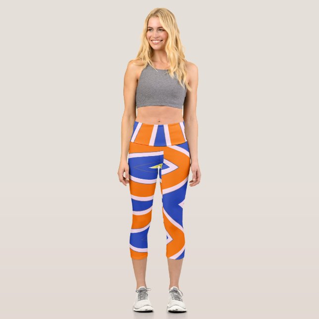 Capris, A multicolor trendy fabric pattern design Capri Leggings (Front)