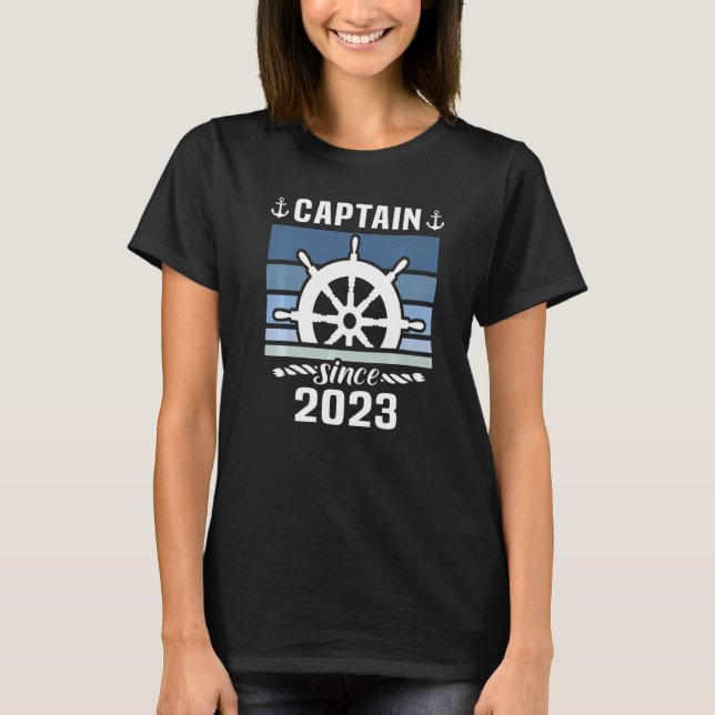 Captain 2023 Boat Driving Licence Motorboat Sailin T-Shirt (Front)