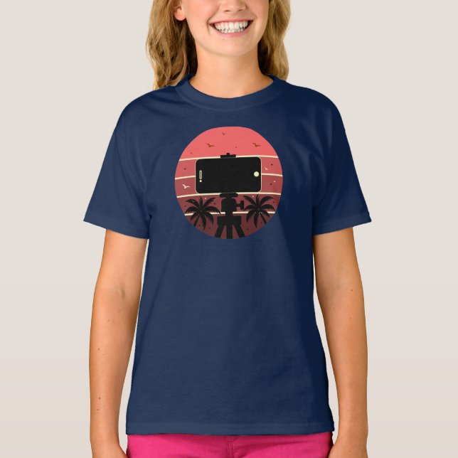 Capture Life Vibes – Tropical Sunset Creator T-Shirt (Front)