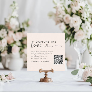 Capture the love! Custom QR-Code Wedding Enclosure Card