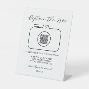 Capture The Love Photo Sharing QR Code Pedestal Sign