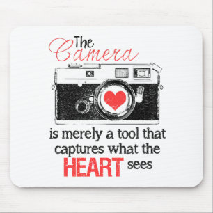 Capturing the Heart Mouse Mat
