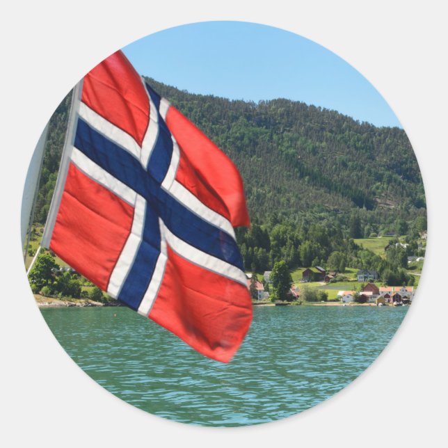Car ferry in Norway round sticker (Front)