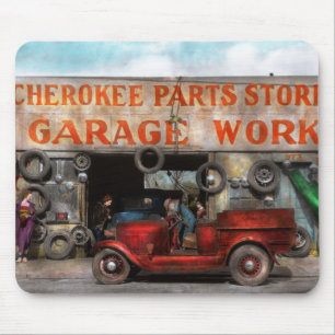 Car - Garage - Cherokee Parts Store - 1936 Mouse Mat