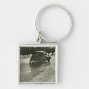 Car on road key ring