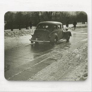 Car on road mouse mat