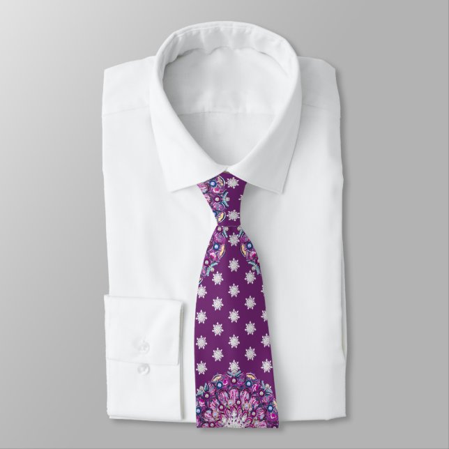 Cardinal red rosace & snowflake tie (Tied)