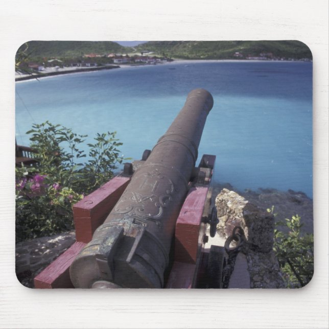 CARIBBEAN, St. Barts, Connon aiming into Bay of Mouse Mat (Front)