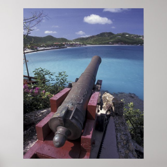 CARIBBEAN, St. Barts, Connon aiming into Bay of Poster (Front)