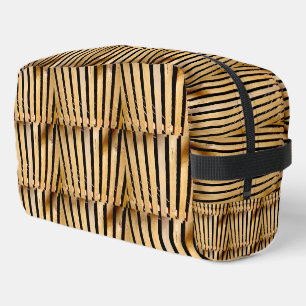 Carpentry: Wooden Fence Posts, Dopp Kit