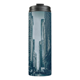 CARS OF ROAD BETWEEN BUILDINGS ON VIGNETTE PHOTOGR THERMAL TUMBLER
