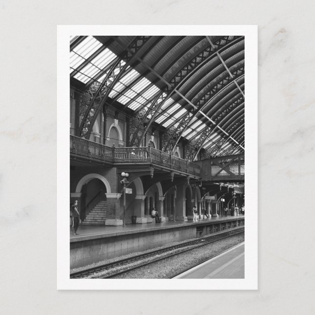 Cartão Postal - Interior da Estação da Luz (Nº4) Postcard (Front)