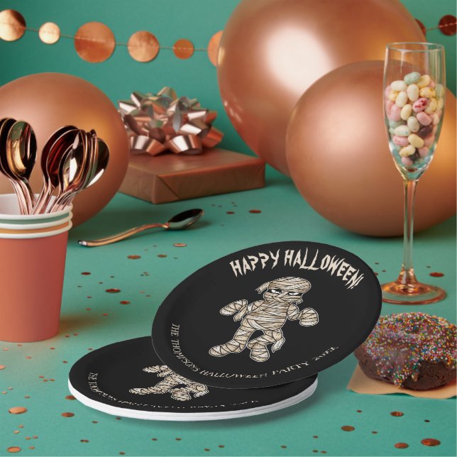 Cartoon Mummy Personalizable Halloween Event Text Paper Plate (Multi)