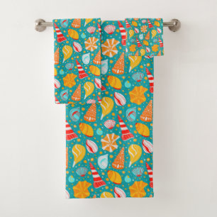 Cartoon seashells with sand and doodle ornament  bath towel set