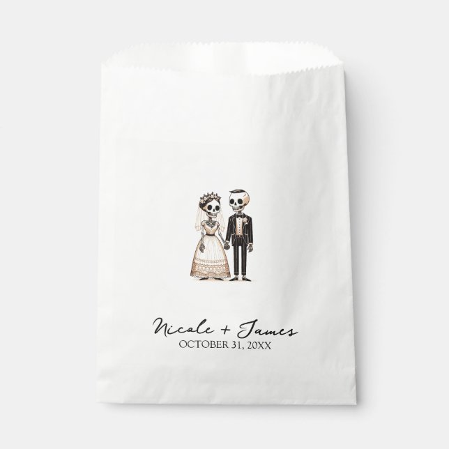 Cartoon Skeleton Bride + Groom Whimsical Wedding Favour Bags (Front)