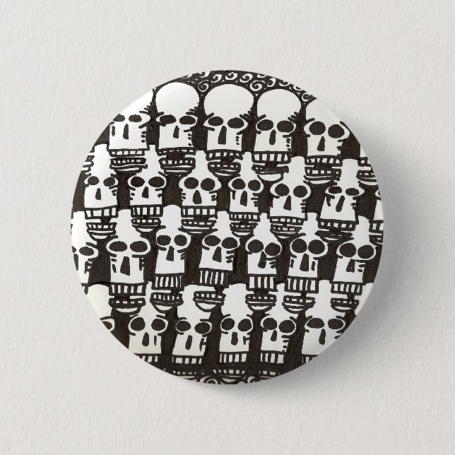 Cartoon Skulls button (Front)
