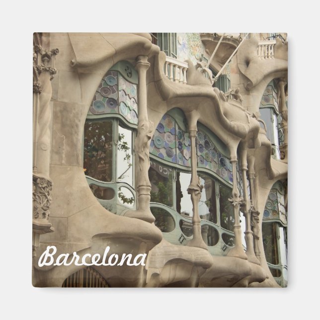 Casa Battlo Magnet (Front)