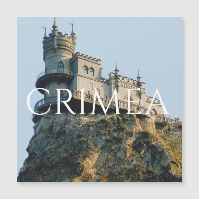 Castle Swallow's Nest in Crimea (Front)