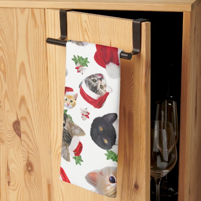 Cat and Mouse Christmas Tea Towel (Thirds Fold)