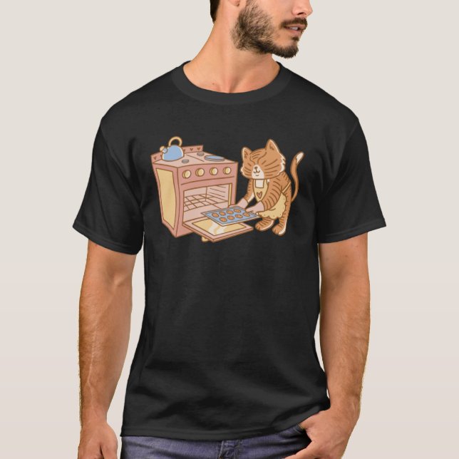 Cat baking cookies and biscuits in the kitchen men T-Shirt (Front)
