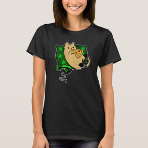 Cat Eatting Pizza And Chilling On Green Pillow T-Shirt