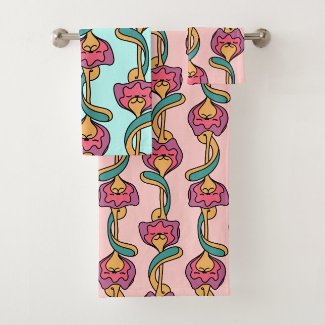 Cat flower groovy pattern, cute and funny kitten bath towel set (Insitu)