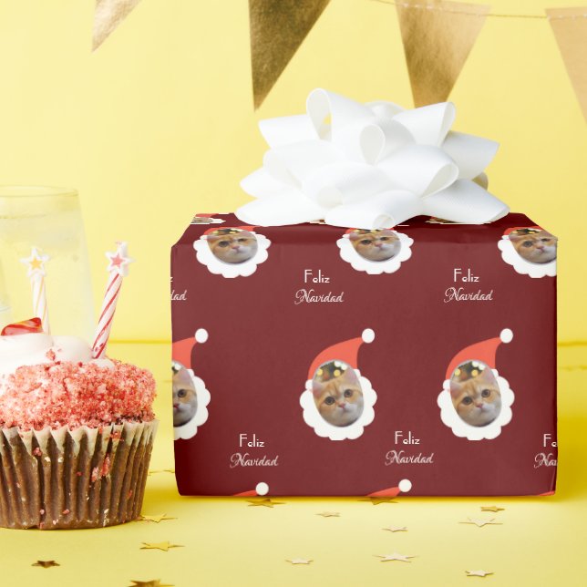 Cat Funny Face Merry Christmas Spanish Photo Wrapping Paper (Birthday Party)