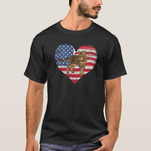 Cat Heart American Flag 4th Of July Usa Flag T-Shirt