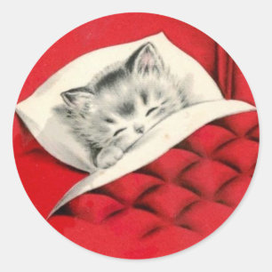 Cat in bed on Christmas Classic Round Sticker