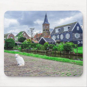 Cat in traditional fishing village mouse mat