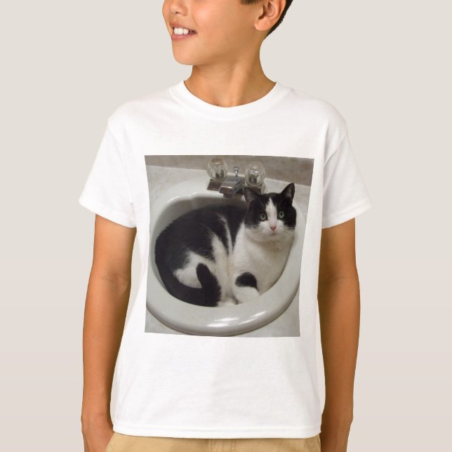 Cat lovers delight T-Shirt (Front)