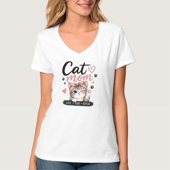 CAT MOM T-SHIRT (Front)