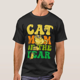Cat Mum Of The Year Vintage Retro Motheru2019s Day T-Shirt