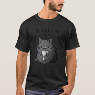 Cat Mum Tuxedo Cat Kitten for Women T-Shirt