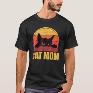 Cat Mum Vintage Eighties Style Cat Retro Distresse T-Shirt