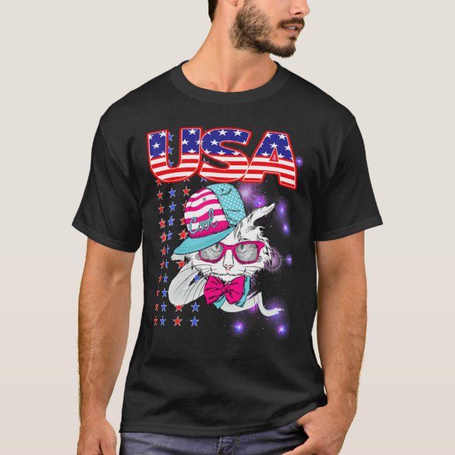 Cat Patriotic USA Cat  Dog Moms 4th July Apparel T-Shirt (Front)