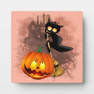 Cat Scared by Pumpkin Fun Halloween Character Plaque