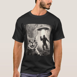 Cat Selfie Forest Trees Alien Ufo Bigfoot Humor Sa T-Shirt