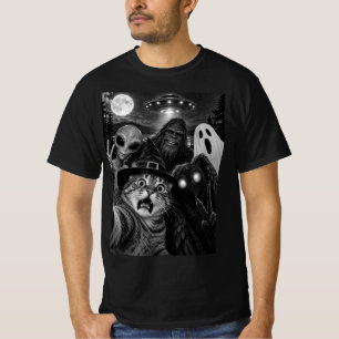 Cat Selfie Witch Mothman Alien Bigfoot Ghost UFO T-Shirt