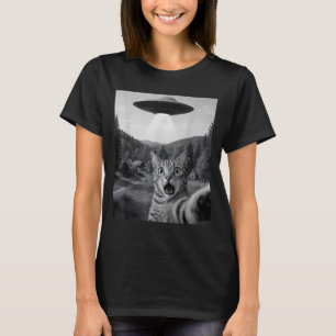 Cat Selfie With Alien Ufo Funny Cat Funny Ed Cat  T-Shirt
