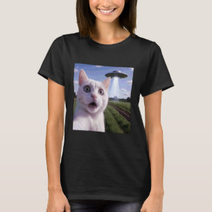 Cat Selfie with Alien UFO T-Shirt