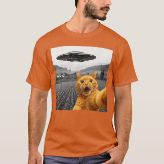 Cat Sie with Alien UFO Funny Cats Gifts for Men Wo T-Shirt
