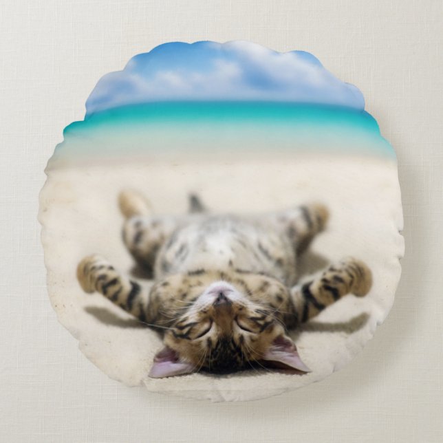 Cat Sunbathing at the Beach  Round Cushion (Front)