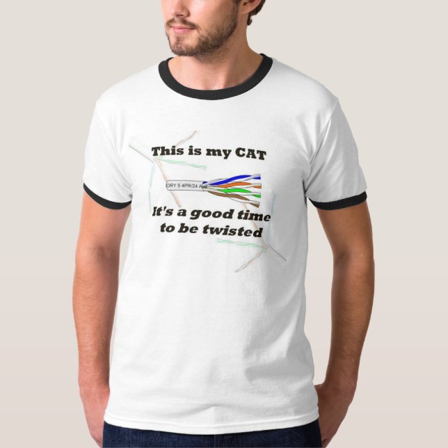 cat twisted T-Shirt (Front)