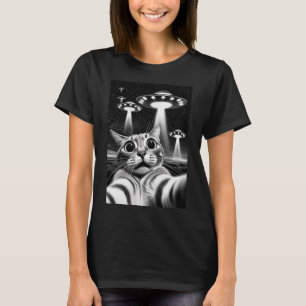 Cat Ufo Funny Invasion Meme Retro Alien Cat Ufo Se T-Shirt