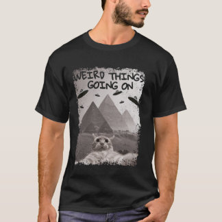 Cat UFO Meme - Funny Cat Selfie with UFOs T-Shirt